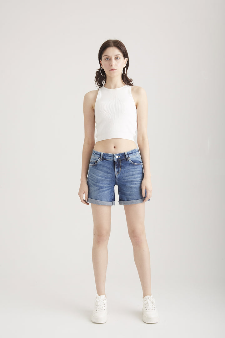 EMMA Mid Waist Denim-Shorts