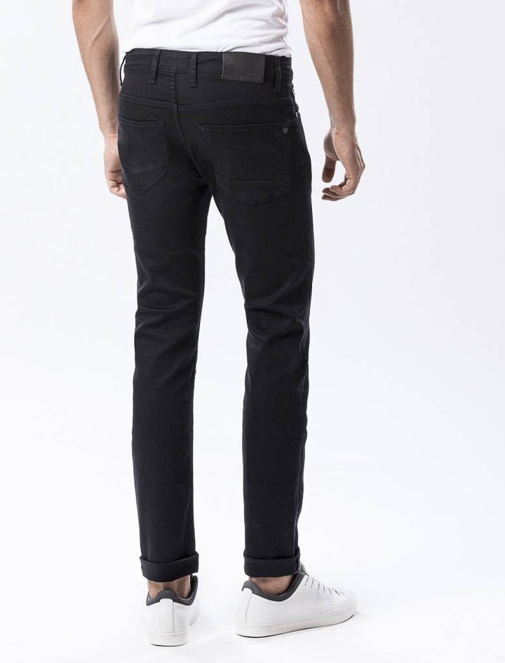 schwarze slim fit geschnittene Herren Jeans > online bestellen > Unikat Karlsruhe