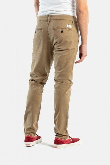 Reell Flex Tapered Chino Hose für Herren, Farbe: darksand